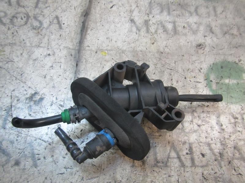 Recambio de bomba embrague para ford fiesta (cb1) 1.25 16v cat referencia OEM IAM   