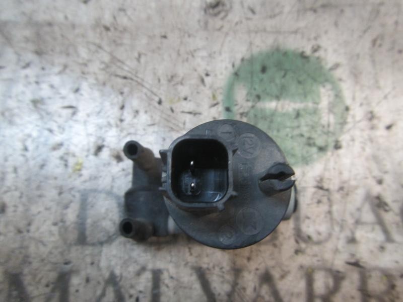 Recambio de bomba limpia para ford fiesta (cb1) 1.25 16v cat referencia OEM IAM 2022321  