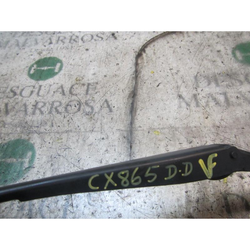 Recambio de brazo limpia delantero derecho para ford fiesta (cb1) 1.25 16v cat referencia OEM IAM 1826839  