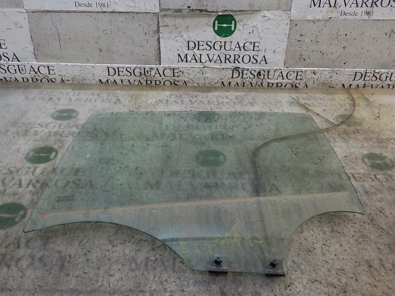 Recambio de cristal puerta trasero izquierdo para dacia logan ii 1.2 16v cat referencia OEM IAM 823019594R  