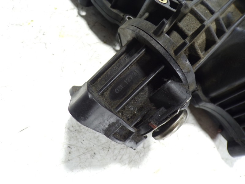 Recambio de colector admision para seat altea xl (5p5) 1.6 tdi referencia OEM IAM 03L129711AL 03L129711 