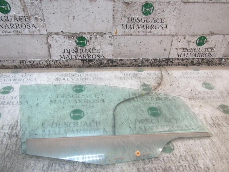 Recambio de cristal puerta delantero derecho para ford fiesta (cb1) 1.25 16v cat referencia OEM IAM 1680515  