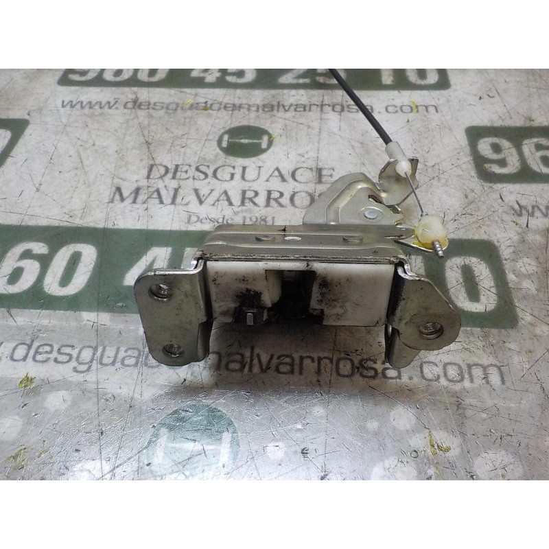 Recambio de cerradura puerta lateral derecha para dacia dokker 1.5 dci diesel fap cat referencia OEM IAM 825027108R  
