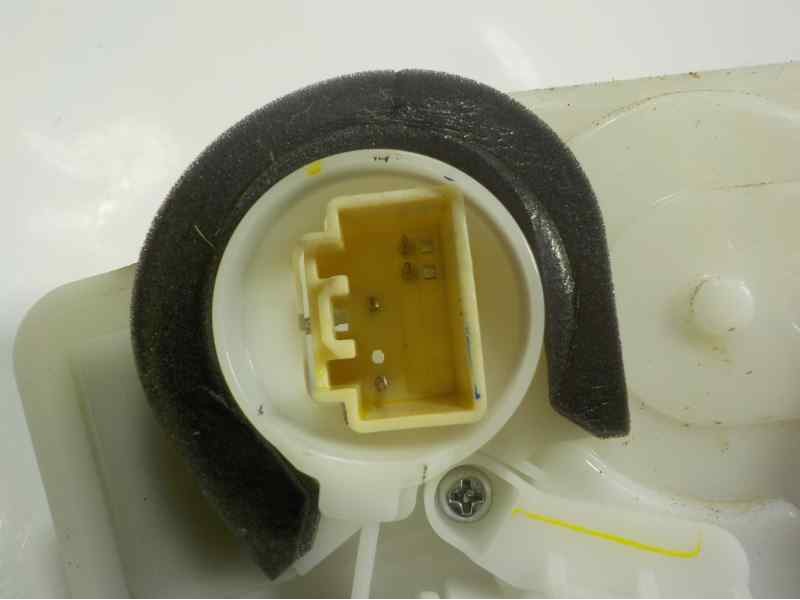 Recambio de cerradura puerta trasera derecha para mazda 2 lim. () 1.5 16v cat referencia OEM IAM   