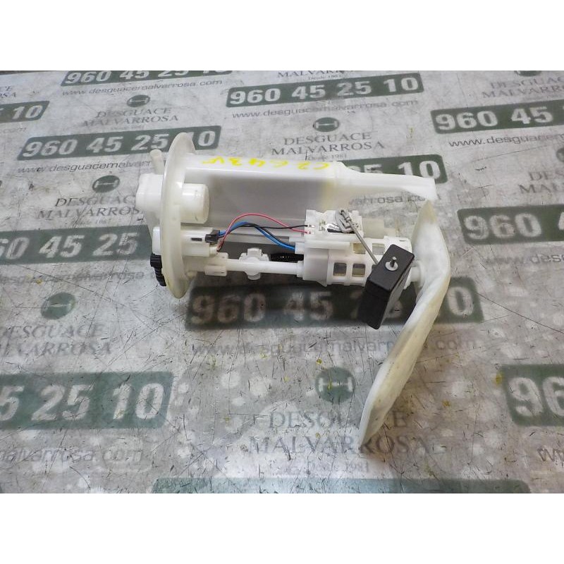 Recambio de aforador para toyota yaris 1.0 cat referencia OEM IAM 777040D070 777040D070 