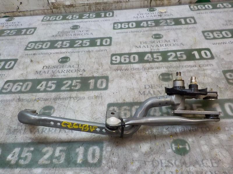 Recambio de articulacion limpia delantero para toyota yaris 1.0 cat referencia OEM IAM 851500D180  