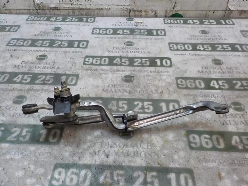 Recambio de articulacion limpia delantero para toyota yaris 1.0 cat referencia OEM IAM 851500D180  