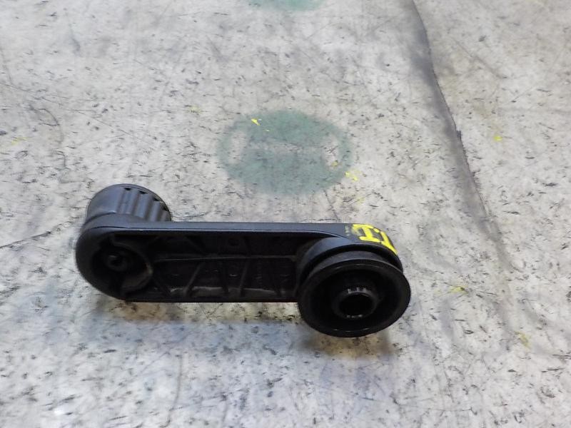 Recambio de maneta elevalunas trasera izquierda para dacia logan ii 1.2 16v cat referencia OEM IAM 8200673745  