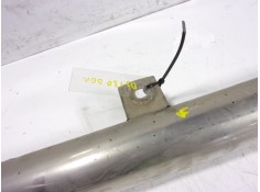 Recambio de estribo para land rover discovery 4 tdv6 se referencia OEM IAM    2