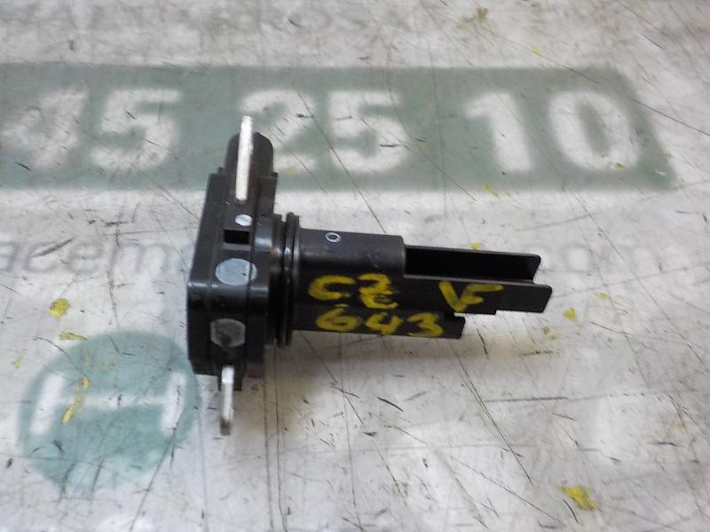 Recambio de caudalimetro para toyota yaris 1.0 cat referencia OEM IAM 222040V020 222040V020 VN1974005380