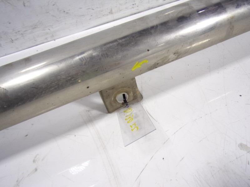 Recambio de estribo para land rover discovery 4 tdv6 se referencia OEM IAM   