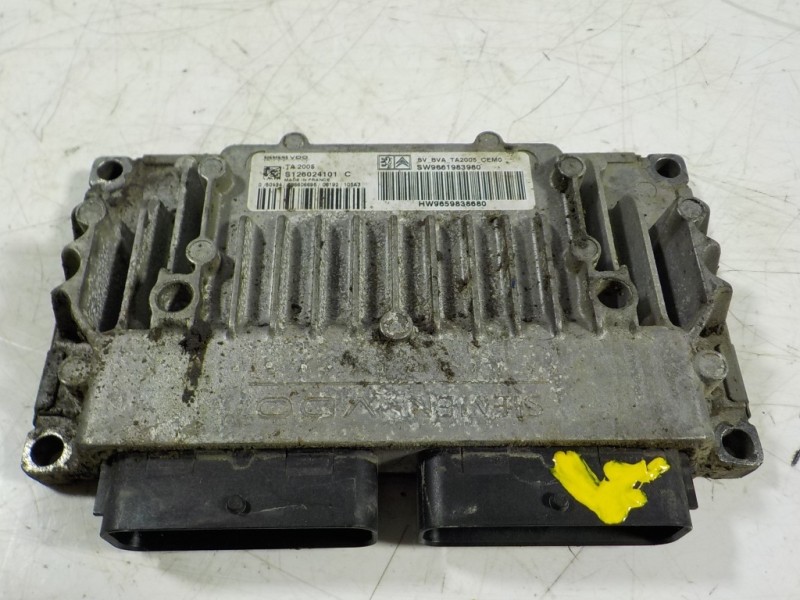 Recambio de centralita motor uce para peugeot 308 1.6 16v referencia OEM IAM  9661983980 