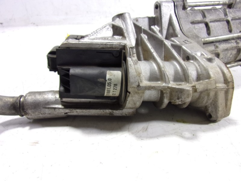 Recambio de valvula egr para land rover discovery 4 tdv6 se referencia OEM IAM LR018752 701881050 