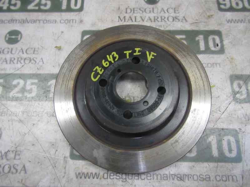 Recambio de disco freno trasero para toyota yaris 1.0 cat referencia OEM IAM 424310D060  