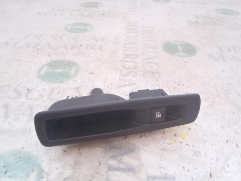 Recambio de mando elevalunas trasero izquierdo para renault scenic iii 1.5 dci diesel fap referencia OEM IAM 254010003R  