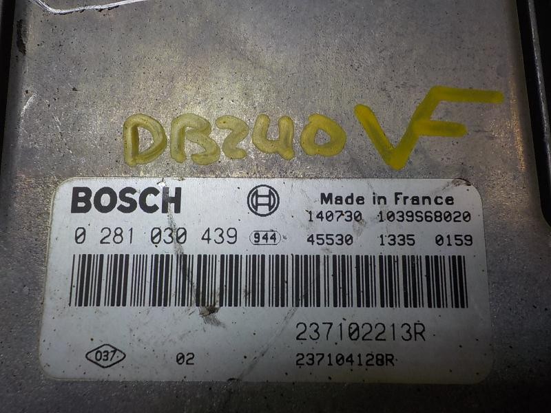 Recambio de centralita motor uce para dacia dokker express ambiance referencia OEM IAM 237104128R 237102213R 0281030439