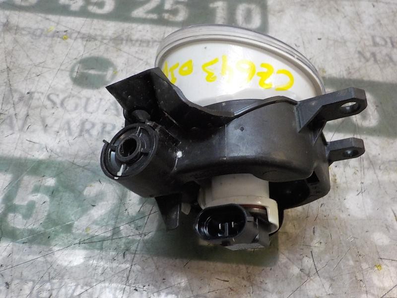 Recambio de faro antiniebla izquierdo para toyota yaris 1.0 cat referencia OEM IAM 8122002110  