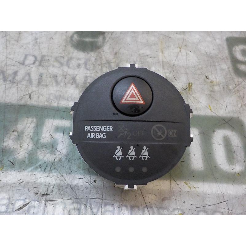 Recambio de warning para toyota yaris 1.0 cat referencia OEM IAM 839500D100  