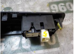Recambio de mando elevalunas trasero derecho para toyota yaris 1.0 cat referencia OEM IAM 848100D030   2