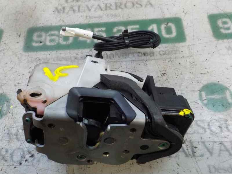 Recambio de cerradura puerta delantera derecha para opel insignia berlina sport 4x4 referencia OEM IAM 13503778 13503778 
