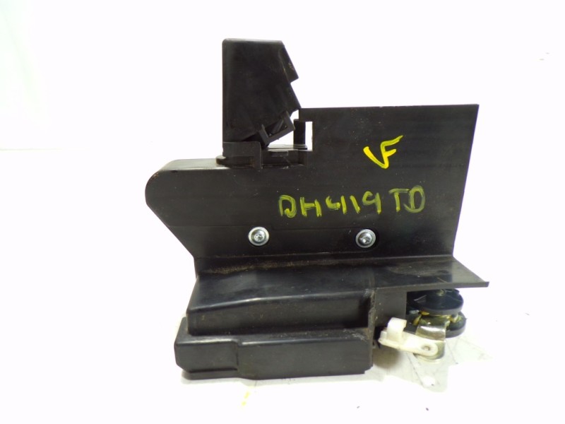 Recambio de cerradura puerta trasera derecha para dacia sandero 0.9 tce cat referencia OEM IAM 825025375R  