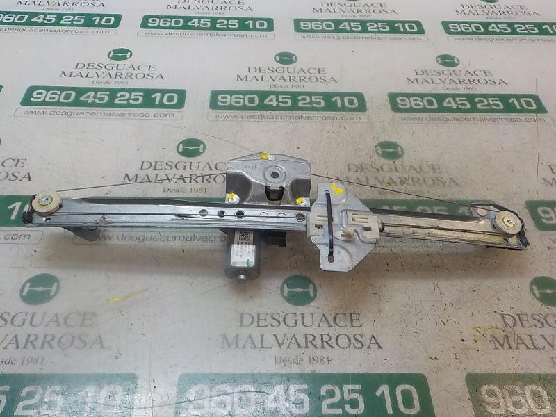 Recambio de elevalunas delantero derecho para dacia dokker express ambiance referencia OEM IAM 807209071R 128001071E 128001071E