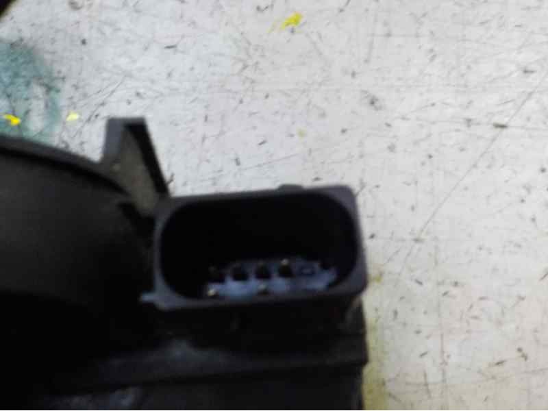 Recambio de cerradura puerta delantera izquierda para opel insignia berlina sport 4x4 referencia OEM IAM 13503797 13503797 