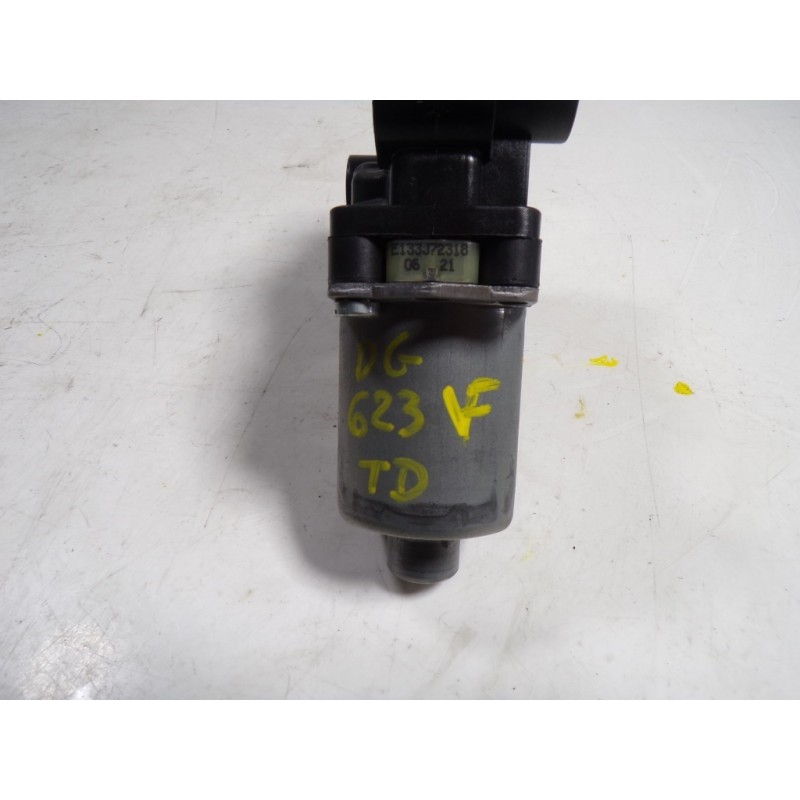 Recambio de motor elevalunas trasero derecho para jeep compass ii 2.0 m-jet cat referencia OEM IAM   