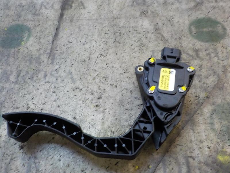 Recambio de potenciometro pedal para dacia logan ii 1.2 16v cat referencia OEM IAM 180026342R 180026342R 6PV00997802