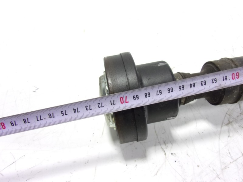 Recambio de transmision central delantera para land rover discovery 4 tdv6 se referencia OEM IAM TVB500510  