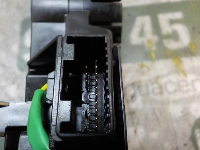 Recambio de mando luces para toyota yaris 1.0 cat referencia OEM IAM 841400D300  