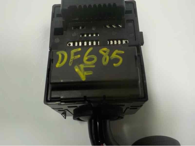 Recambio de mando luces para mazda 2 lim. () 1.5 16v cat referencia OEM IAM   