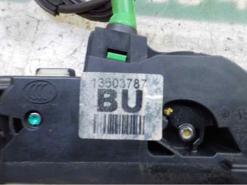Recambio de cerradura puerta trasera izquierda para opel insignia berlina sport 4x4 referencia OEM IAM 13503807 13503787 