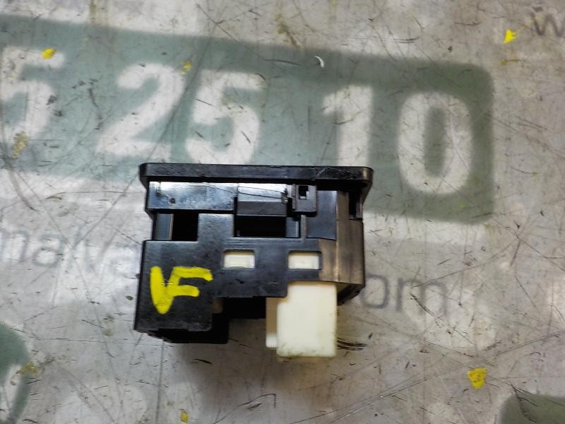 Recambio de mando retrovisor para toyota yaris 1.0 cat referencia OEM IAM 848700F010  