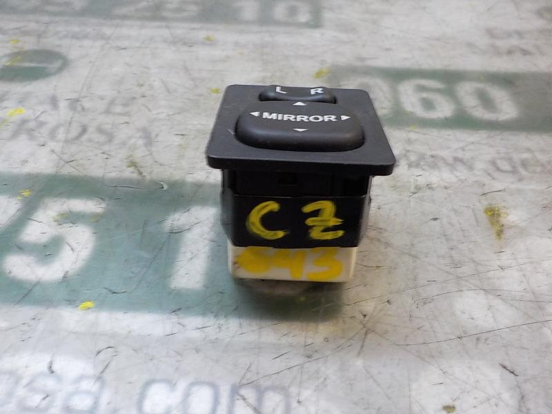 Recambio de mando retrovisor para toyota yaris 1.0 cat referencia OEM IAM 848700F010  