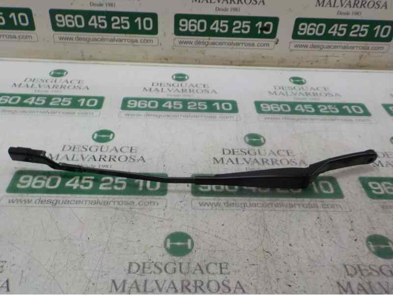 Recambio de brazo limpia delantero derecho para peugeot 308 confort referencia OEM IAM 6429EN  