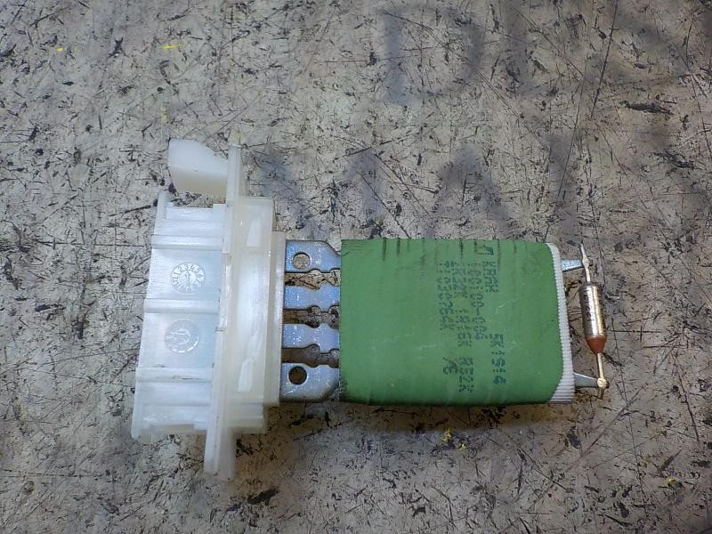 Recambio de resistencia calefaccion para dacia logan ii 1.2 16v cat referencia OEM IAM 271504503R  