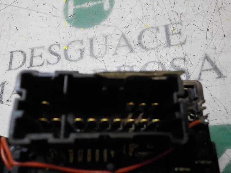 Recambio de mando limpia para dacia dokker express ambiance referencia OEM IAM 8201168003 681728631R 