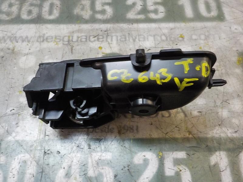 Recambio de maneta interior trasera derecha para toyota yaris 1.0 cat referencia OEM IAM 6920502330C2  