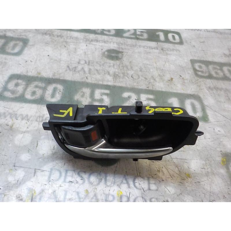 Recambio de maneta interior trasera izquierda para toyota yaris 1.0 cat referencia OEM IAM 6920602300C2  