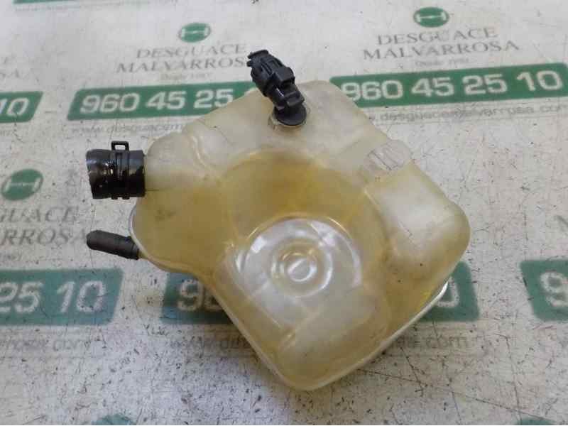 Recambio de deposito expansion para opel insignia berlina sport 4x4 referencia OEM IAM 13220123  