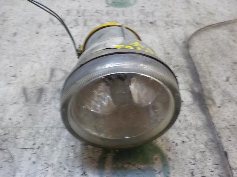 Recambio de faro antiniebla derecho para citroën c3 1.4 referencia OEM IAM   