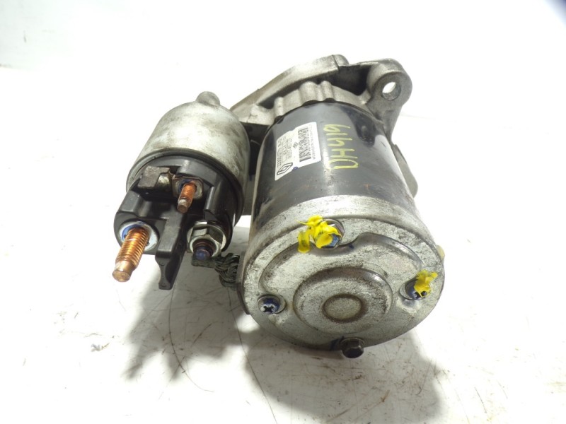 Recambio de motor arranque para dacia sandero 0.9 tce cat referencia OEM IAM 233000779R 233000779R 