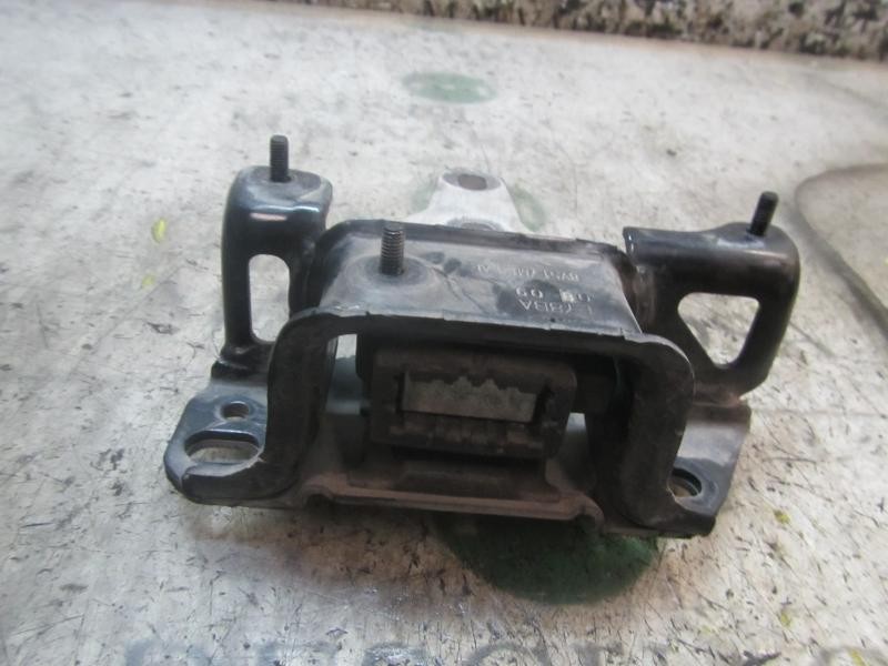 Recambio de soporte cambio para ford fiesta (cb1) 1.25 16v cat referencia OEM IAM 1536197  