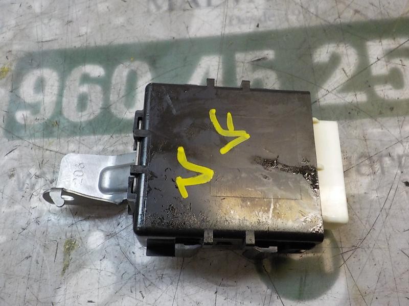 Recambio de modulo electronico para toyota yaris 1.0 cat referencia OEM IAM 859400D030 859400D030 4230002060