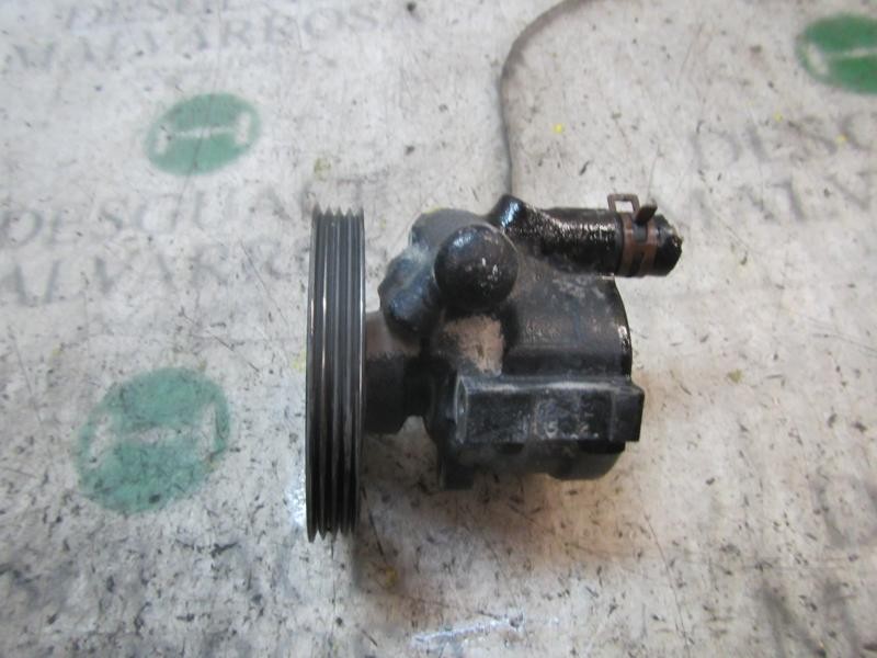 Recambio de bomba direccion para renault clio ii fase i (b/cbo) 1.4 referencia OEM IAM   