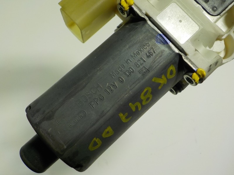 Recambio de motor elevalunas delantero derecho para chrysler sebring berlina 2.0 crd cat referencia OEM IAM  05155522AA 