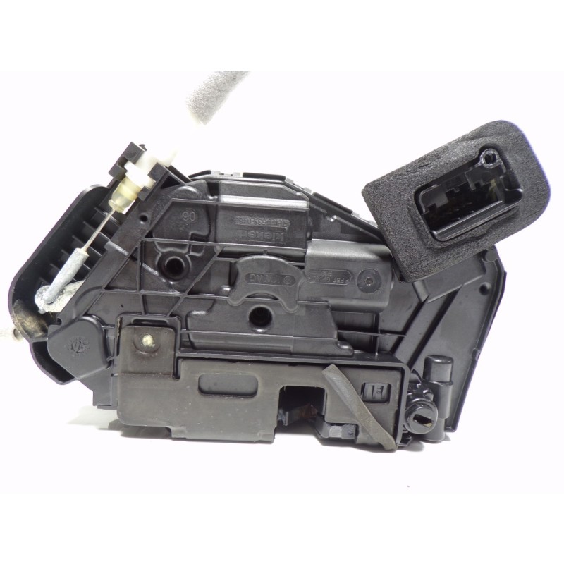 Recambio de cerradura puerta trasera derecha para cupra formentor 1.5 tsi referencia OEM IAM 5TA839016L 5TA839016L 