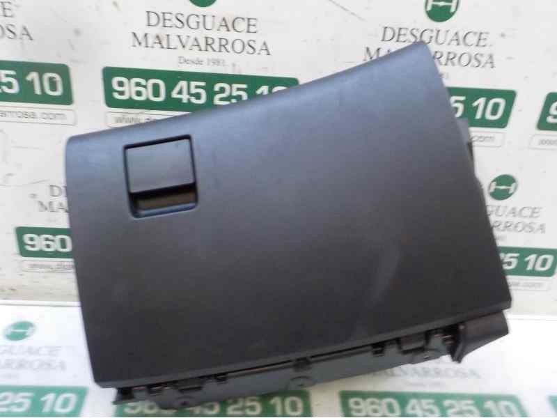 Recambio de guantera para opel insignia berlina sport 4x4 referencia OEM IAM 13273004  