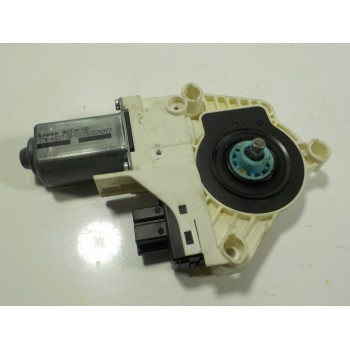 MOTOR ELEVALUNAS TRASERO IZQUIERDO 8T0959802A 8K0959802 1101965575100